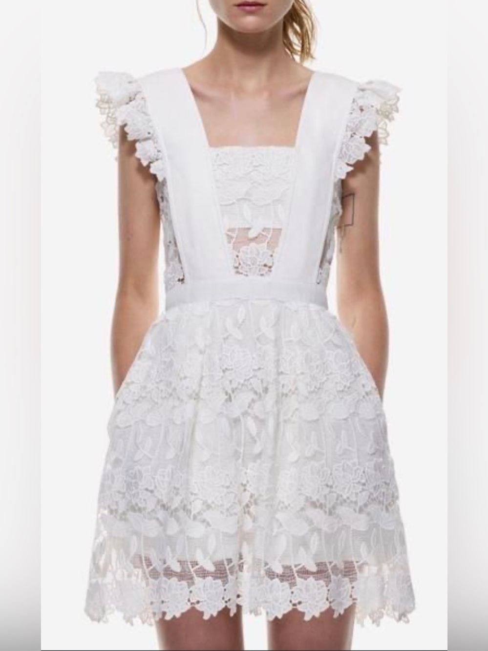 FRILLED A-LINE WHITE MINI DRESS  SIZE M NWOT
